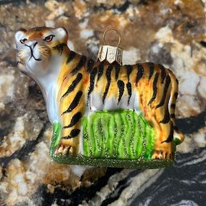 Impuls polish glass tiger ornament
